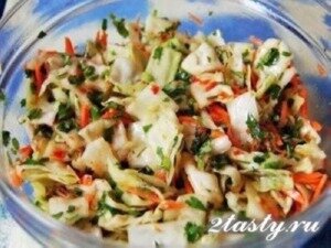 Рецепт Корейский салат из капусты с жаренным луком (фото)