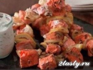 Рецепт Шашлык из красной рыбы жаренный на гриле (фото)