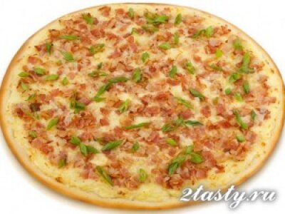Рецепт Тонкая пицца с колбасой (фото)