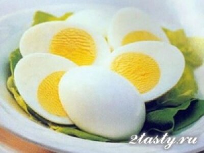 Рецепт Яйца, вареные под соусом (фото)